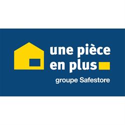 Une Pièce en Plus Magenta, Paris